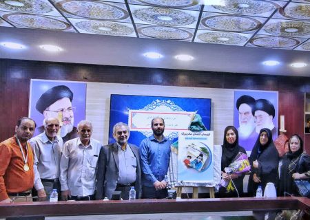 رونمایی از کتاب «قهرمان قصه مادربزرگ» در بوشهر