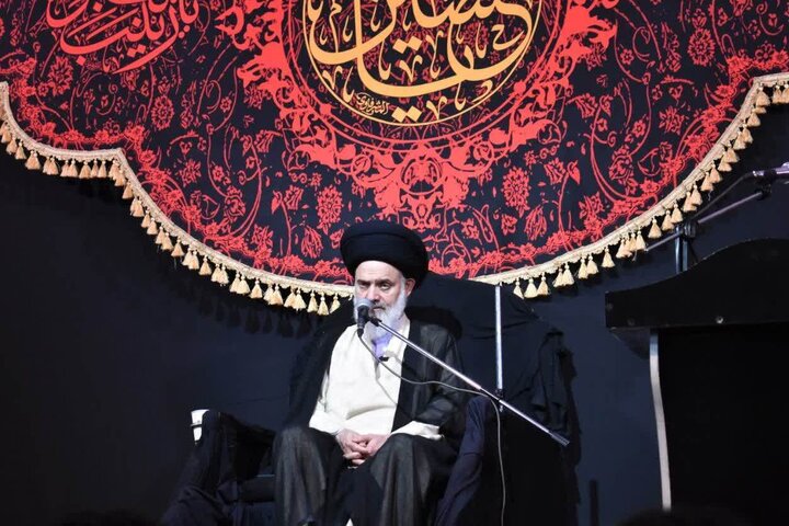 حسن خلق رسول اکرم (ص) اسلام را به موفقیت رساند