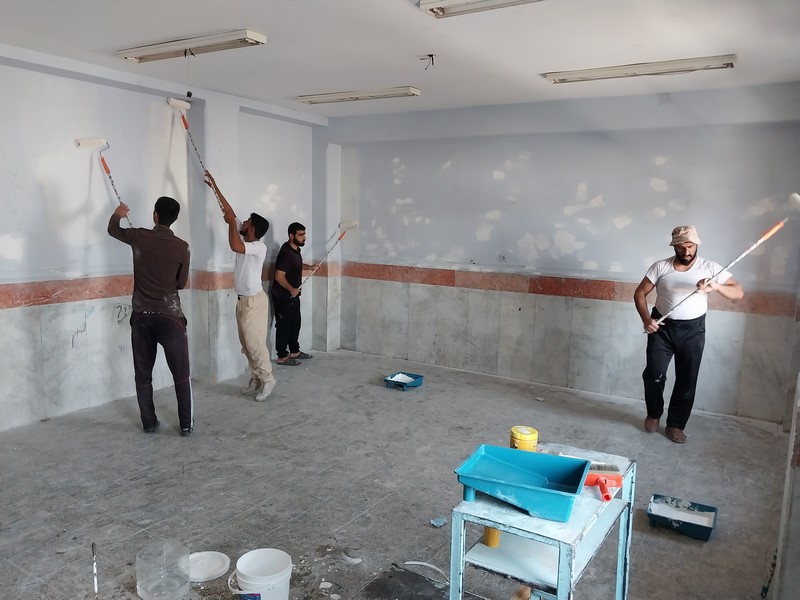 رنگ‌آمیزی دو مدرسه توسط خادمیاران بوشهری