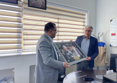 تجلیل از خدمات سرهنگ یگانه رییس سابق پلیس امنیت اقتصادی فرماندهی انتظامی استان