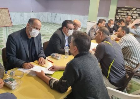 ارائه مشاوره جمعی از حقوقدانان مرکز وکلا قوه قضائیه به بیش از ۳۰۰ زندانی