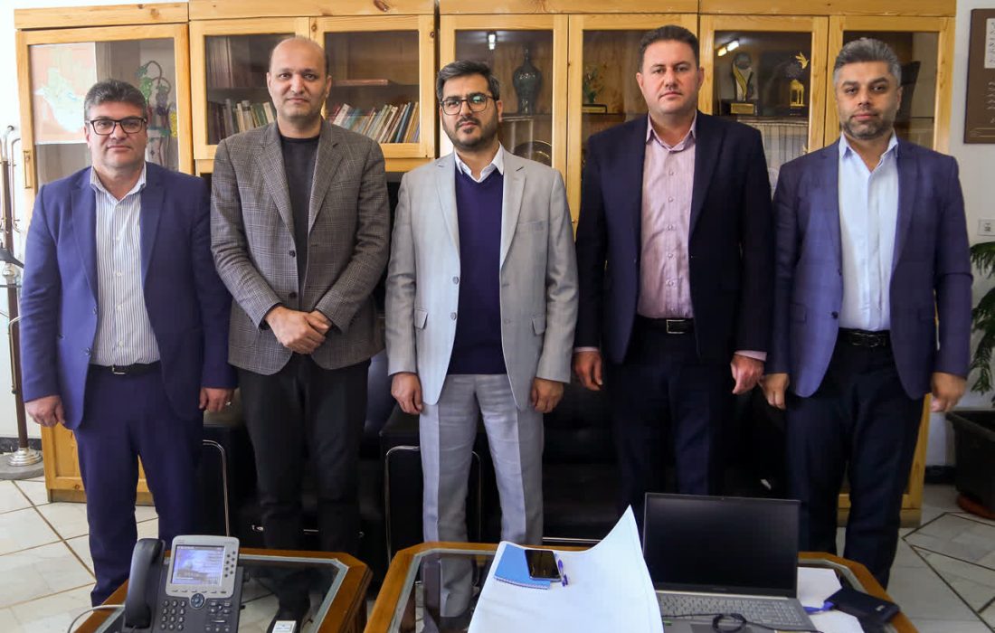 ظرفیتهای گردشگری، فرهنگی و هنری و صنایع دستی میمند باید به ایران شناسانده شوند