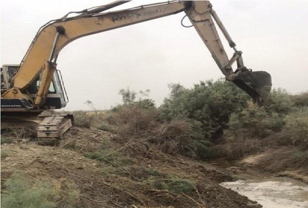 لایروبی۸۰کیلومتر از زهکشهای نخیلات دشتستان