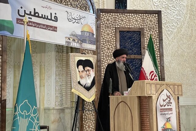 زیر بار ذلت نرفتن منطق حسینیان است/ ما به مسجدالاقصی راه پیدا کرده و در آنجا نماز می‌خوانیم