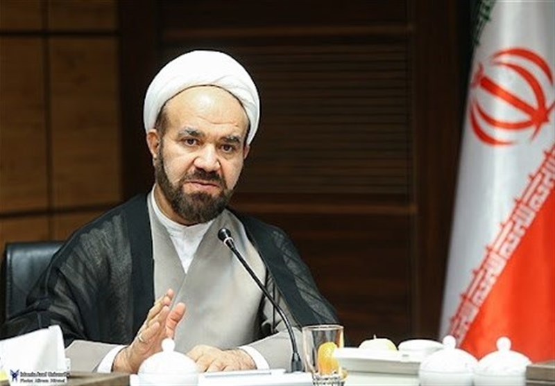 رهبری بر اساس اندیشه های قرآنی است