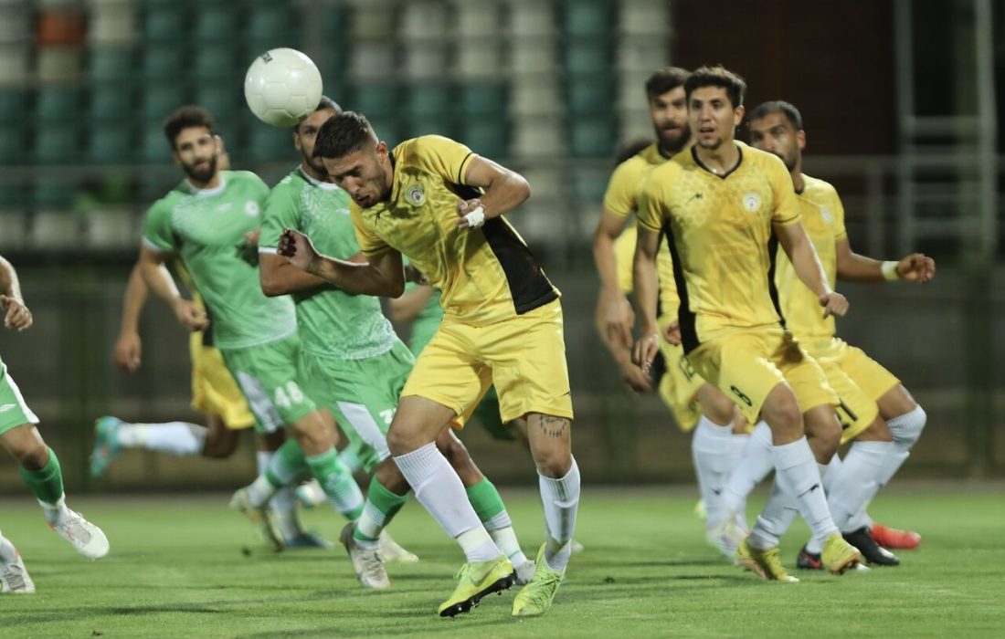 فجر سپاسی شیراز با گل دقیقه ۹۵ صدرنشینی را قفل کرد!
