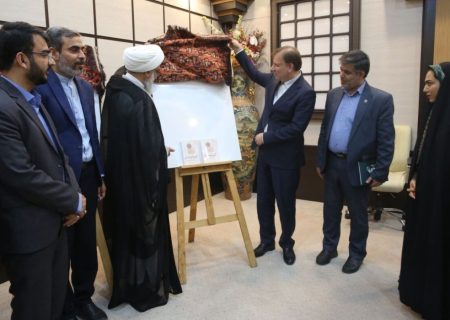 رمان “کسی شبیه به من” در بوشهر رونمایی شد