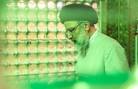 فیلم / تشرف شهید رئیسی به حرم مطهر حضرت شاهچراغ علیه السلام