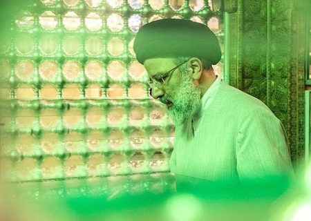 فیلم / تشرف شهید رئیسی به حرم مطهر حضرت شاهچراغ علیه السلام