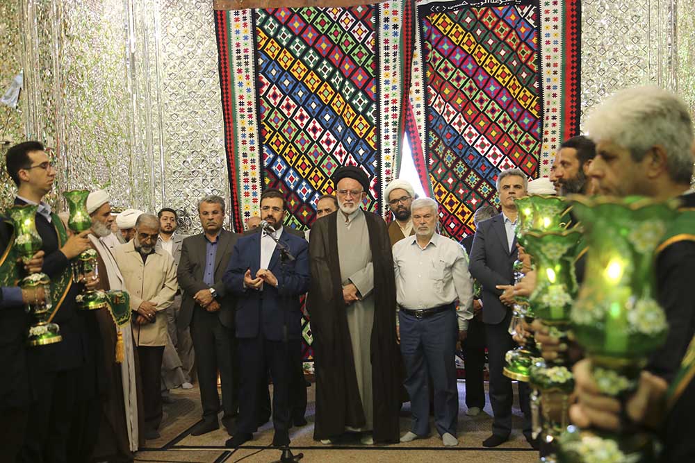 با هدف ارتقای امنیت اطراف حرم امامزادگان؛ زائر باید در نهایت آرامش و امنیت به زیارت بپردازد