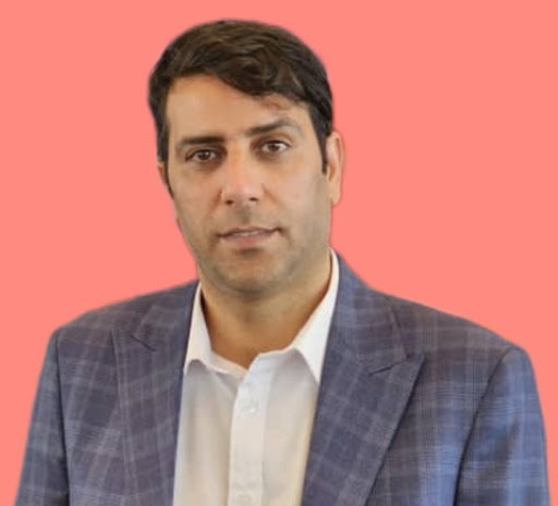 حجت عبداللهی‌پور؛ روابط‌عمومی‌های قلدر صنایع؛ در دوئل «ضعف» و «باج» برای ماندن