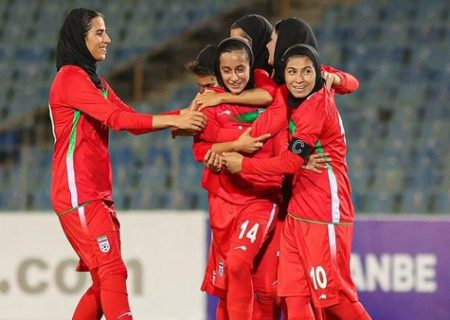دعوت از چهار بانوی جمی به تیم ملی فوتبال