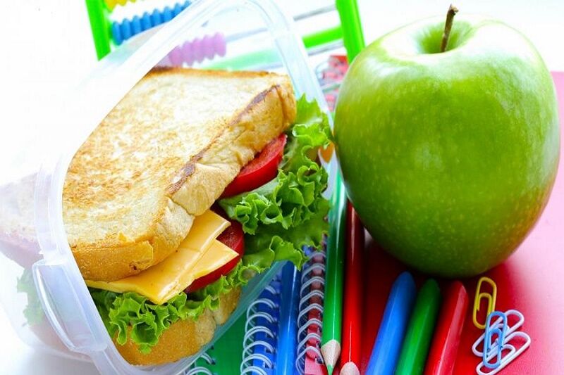 ماه مهر و نکات مهم در تغذیه دانش‌آموزان