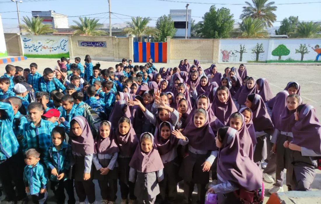 جشن شکوفه‌ها؛ آغاز جوانه‌زدن دانایی در شهر افزر