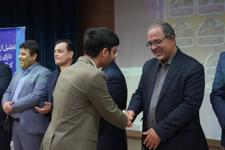 برترینهای کنکور سراسری در بوشهر تجلیل شدند