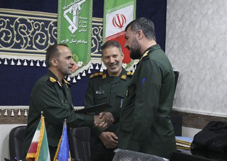 برگزاری آیین تکریم و معارفه مسئول سرمایه انسانی سپاه فجر فارس