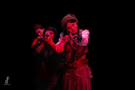 نمایش «حمله به رافائل» در پلاتوی استاد صغیری بوشهر آماده اجرا شد