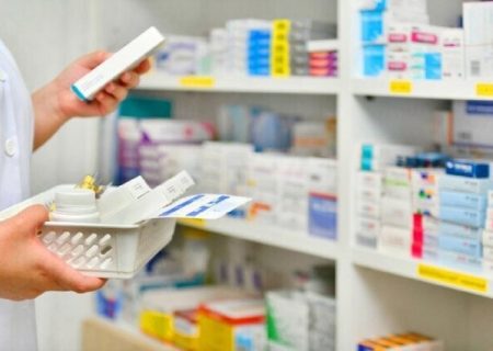 کمبود دارو نداریم؛ فعالیت مداوم داروخانه‌ها در بوشهر