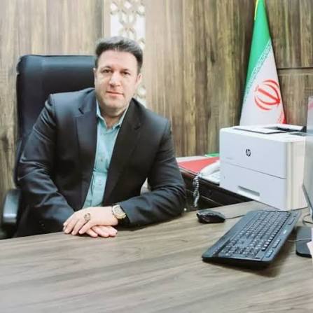 هشدار رئیس کمیسیون فرهنگی، ورزشی صدرا درباره فرسودگی زمین‌های چمن؛ ورزشکاران بدون امکانات مانده‌اند